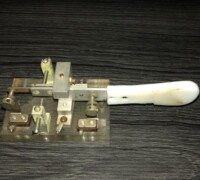 Paddle section of my first electronic keyer (note 1 below)